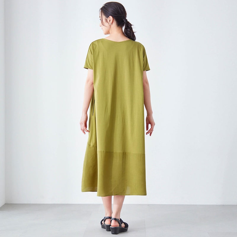 モデル身長167cm／M ※写真は撮影用のため身丈+3cmになります。