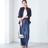 モデル身長167cm／M ※写真は撮影用のため股下+3cmになります。