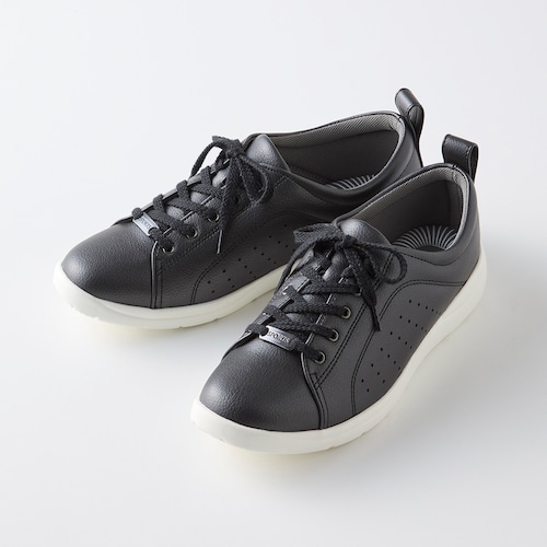 軽量３Ｅワイズスニーカー