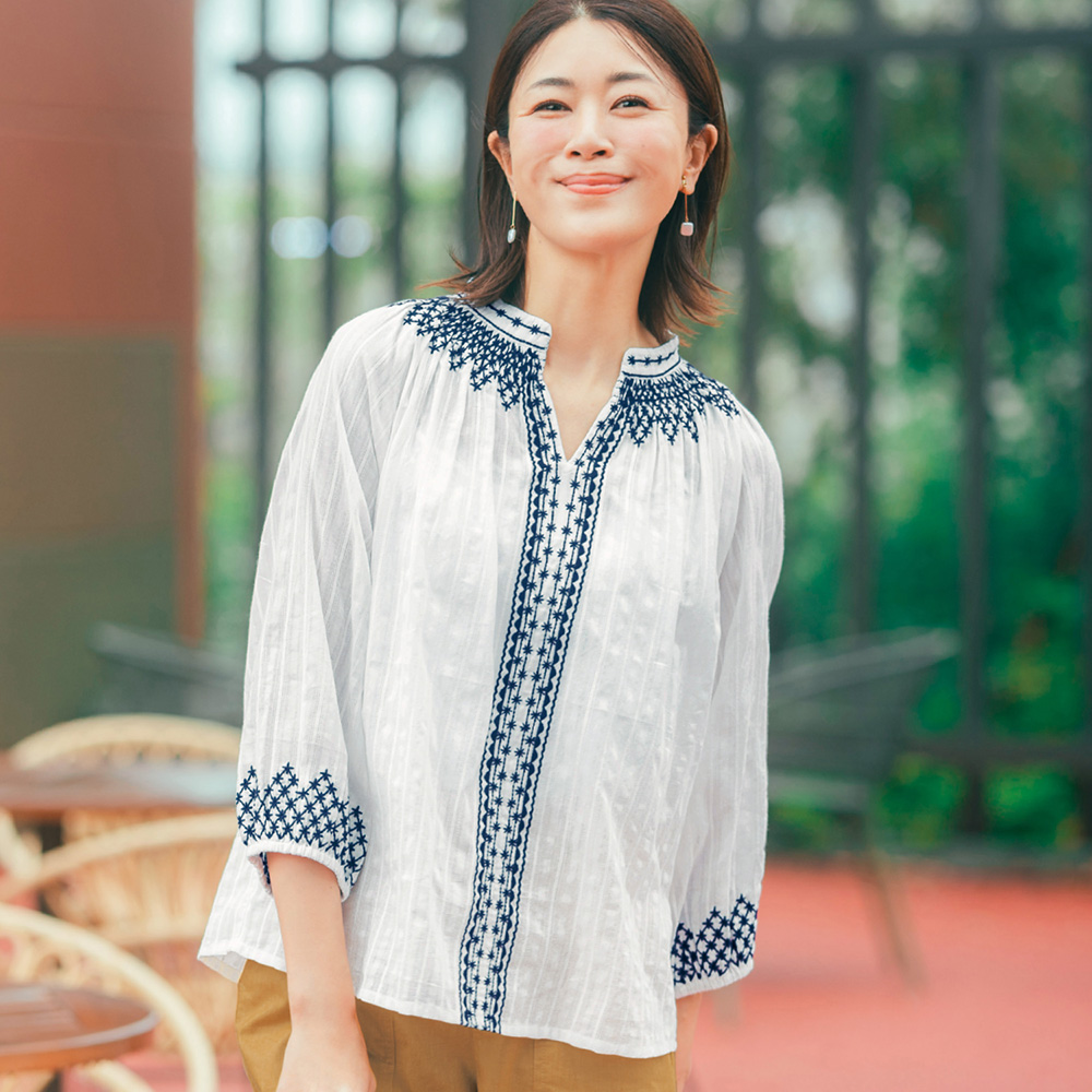 【ベルメゾン】刺繍ブラウス