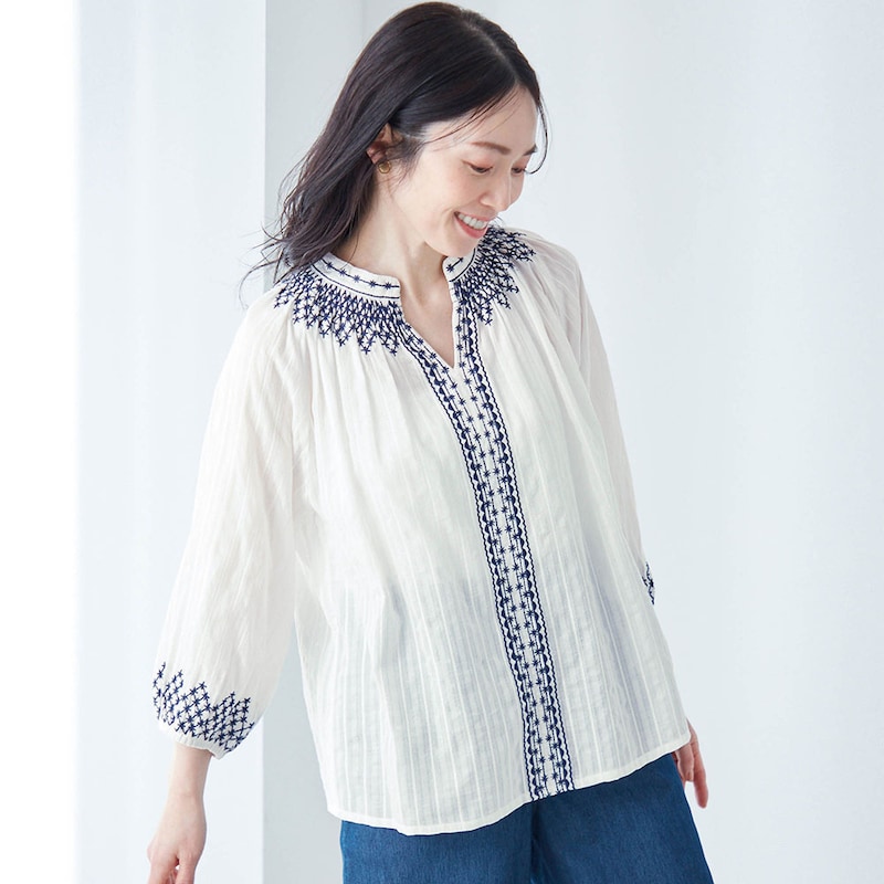 オフホワイト×ネイビー