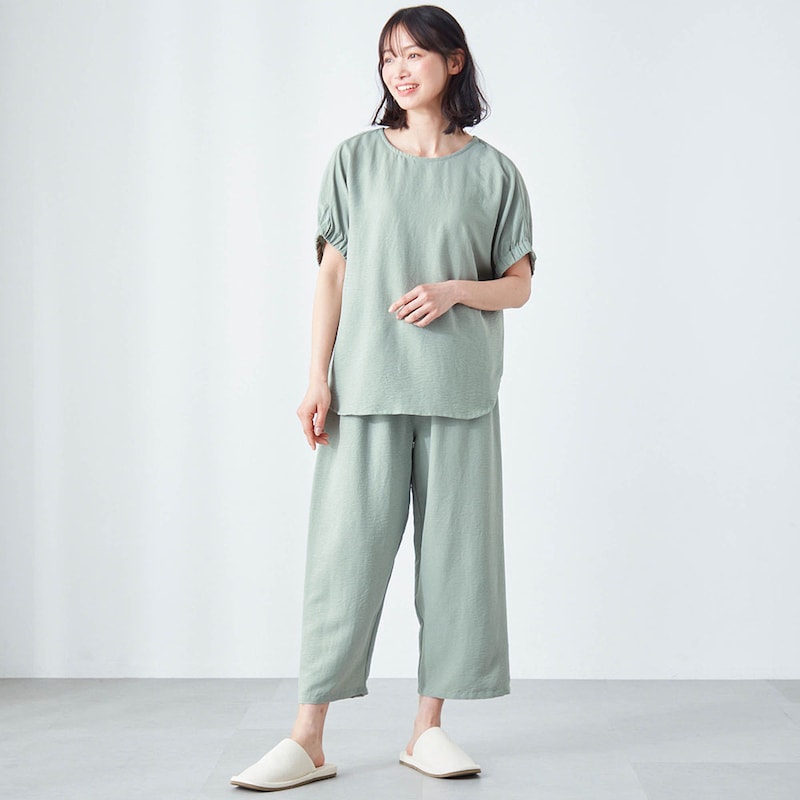 モデル身長164cm／M