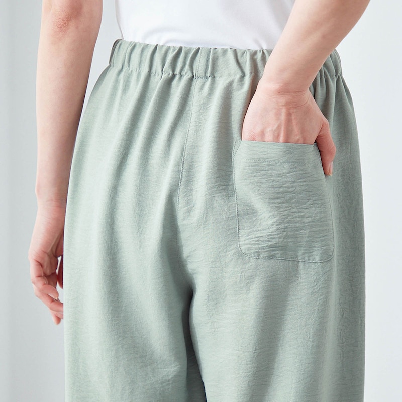 パンツの後ろにはポケット付き