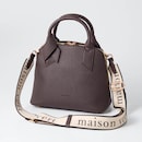 ダークブラウン