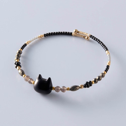 猫のブレスレット