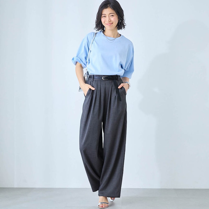 モデル身長168cm／M ※写真は撮影用のため股下+6cmになります。