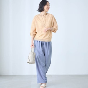 モデル身長168cm／M ※写真は撮影用のため股下+6cmになります。