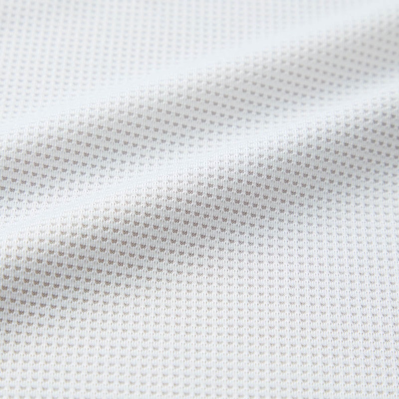 スカートの裏地は軽いメッシュ素材