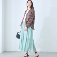 モデル身長171cm／M ※写真は撮影用のため総丈+6cmになります。