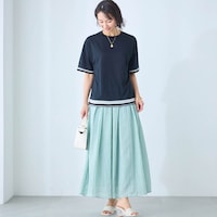 モデル身長167cm／M ※写真は撮影用のため総丈+6cmになります。