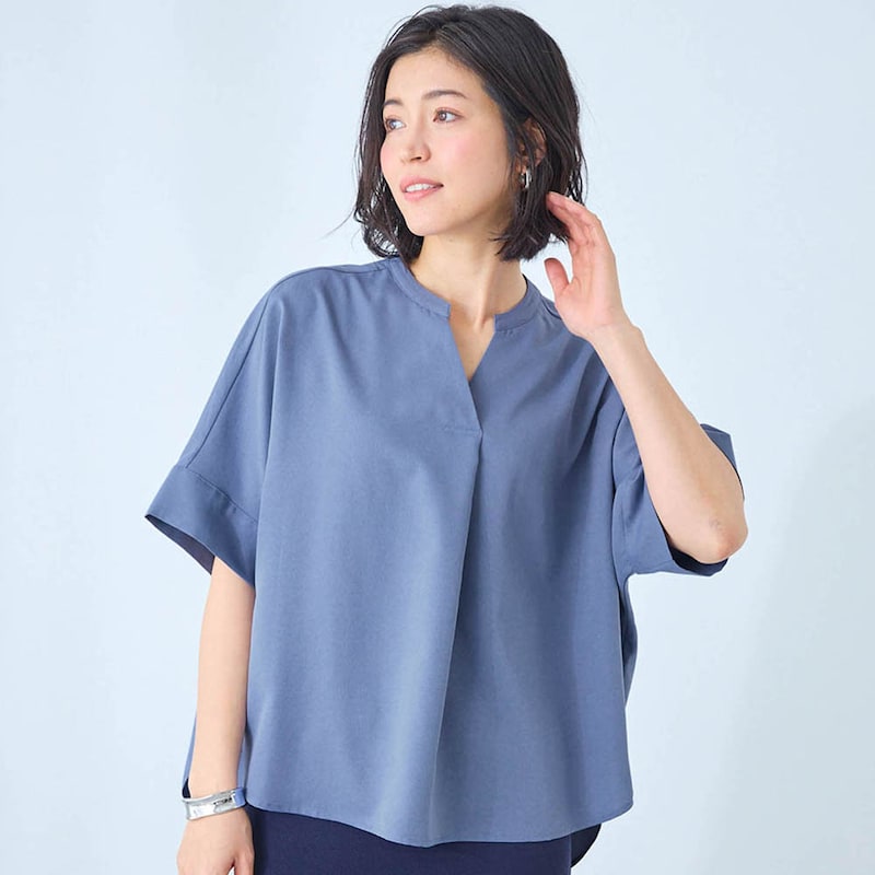 グレイッシュブルー