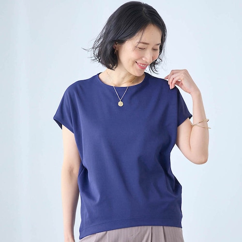 ラクしてキレイを叶えるカットソー【汗ジミ防止】