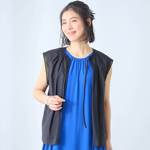 レース使いナチュラル系ジレ