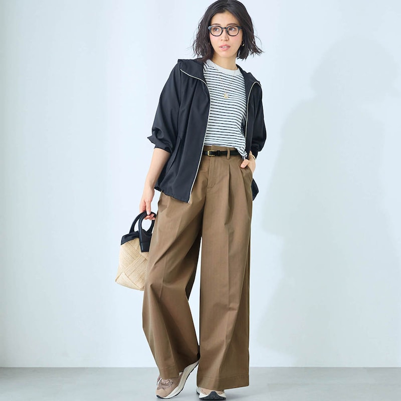 モデル身長168cm／M ※写真は撮影用のため股下+6cmになります。