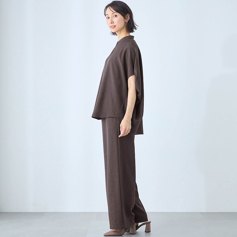 モデル身長167cm／M ※写真は撮影用のため股下+6cmになります。