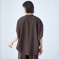 腰まわりを隠す後ろ長め丈