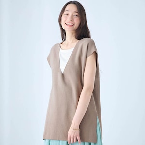 ベージュ系
