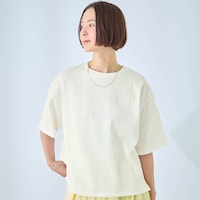オフホワイト