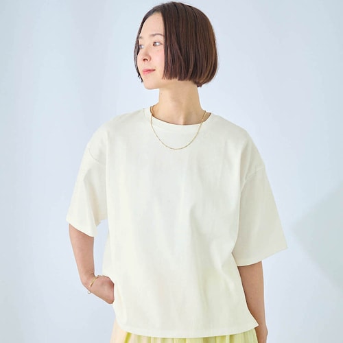 汗ジミが目立ちにくい刺繍入り5分袖カットソー