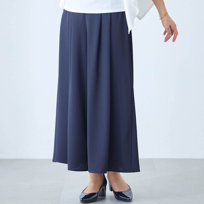 ダークネイビー