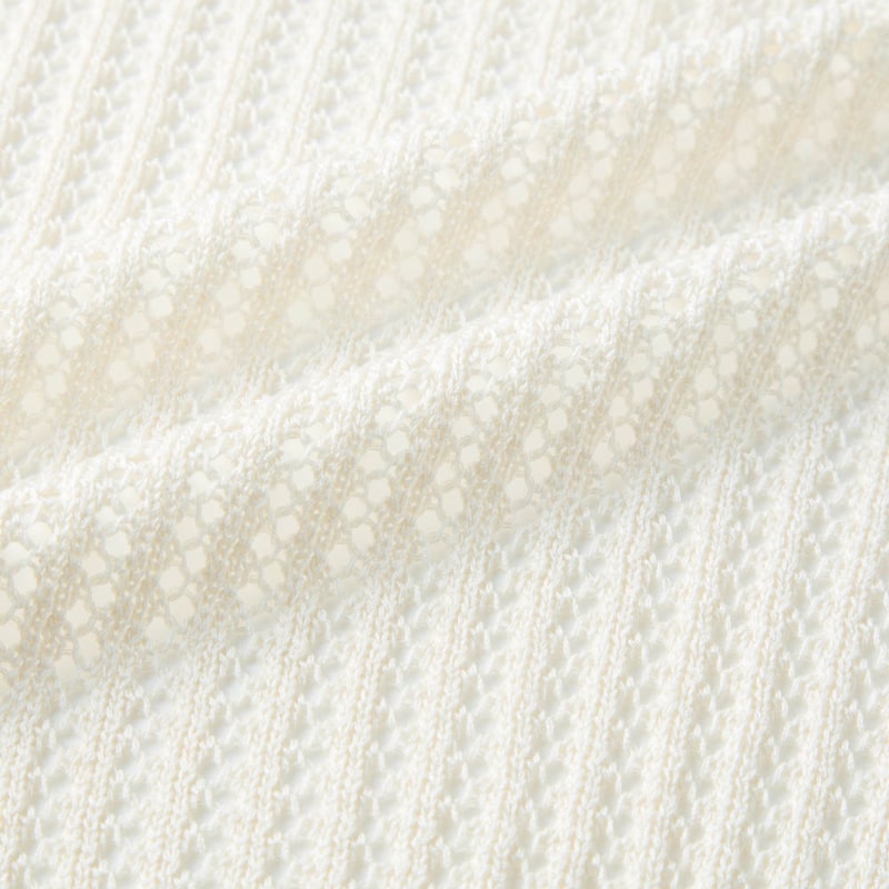 やわらかな質感を保ちつつ、通気性のいい透かし編み