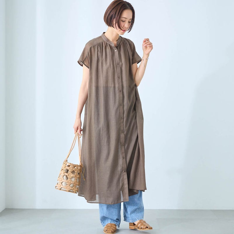 モデル身長168cm／M ※写真は撮影用のため着丈+6cmになります。