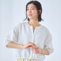 オフホワイト