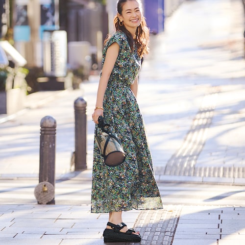 フラワープリントワンピース