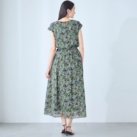モデル身長171cm／M ※写真は撮影用のため着丈+6cmになります。