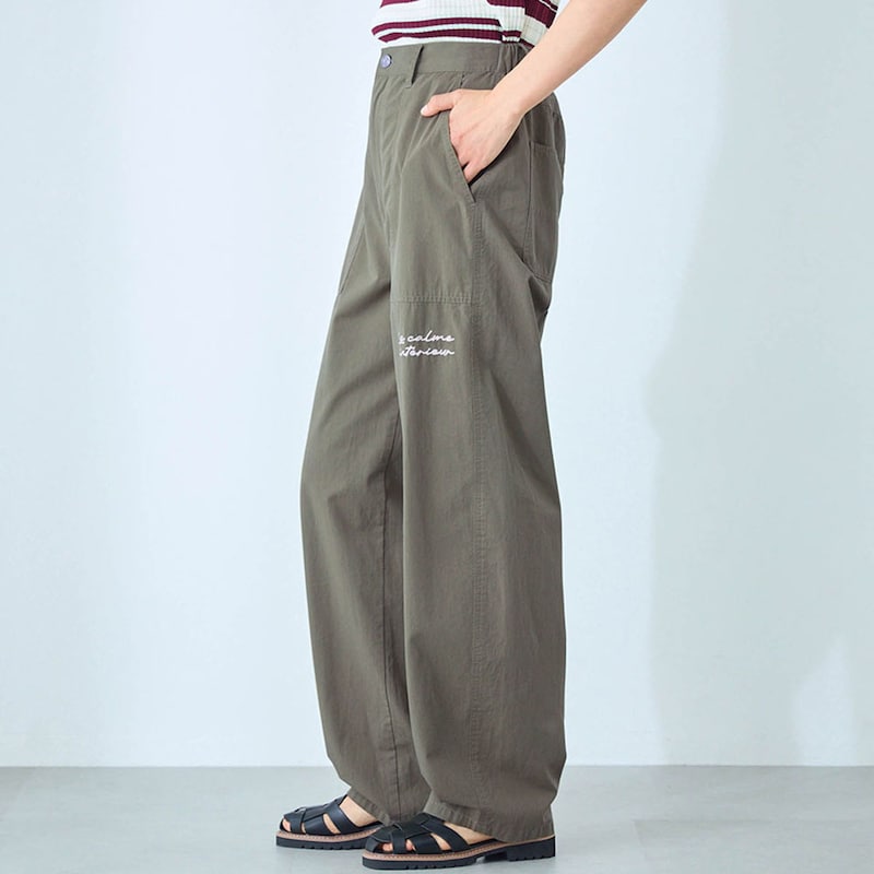 モデル身長168cm／M ※写真は撮影用のため股下+6cmになります。