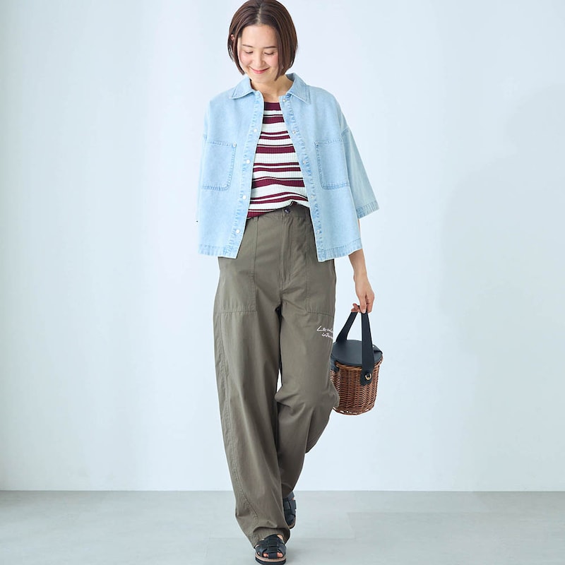 モデル身長168cm／M※写真は撮影用のため股下+6cmになります。