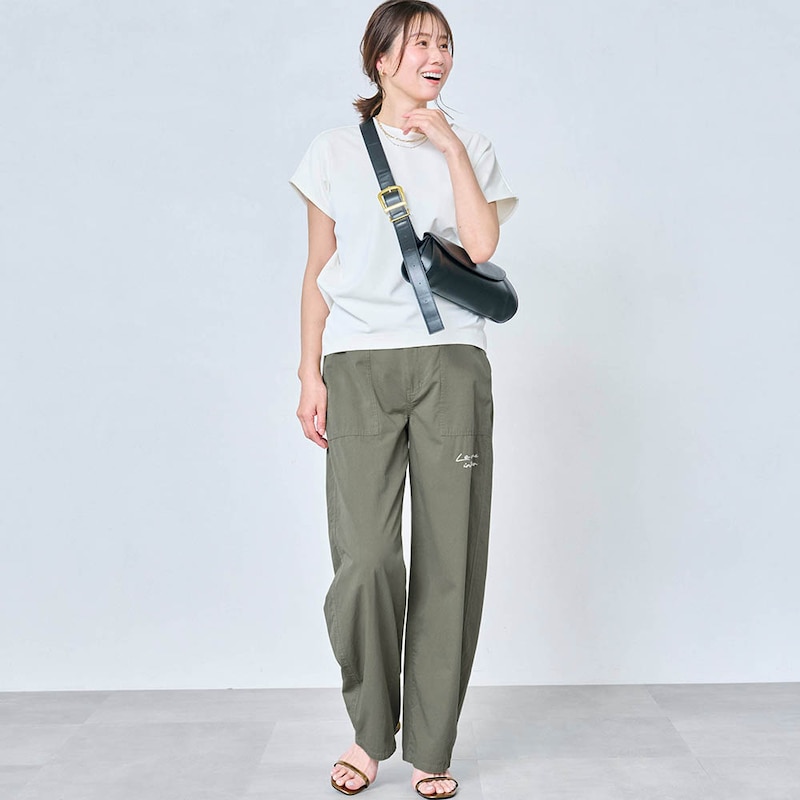 モデル身長168cm／M※写真は撮影用のため股下+6cmになります。