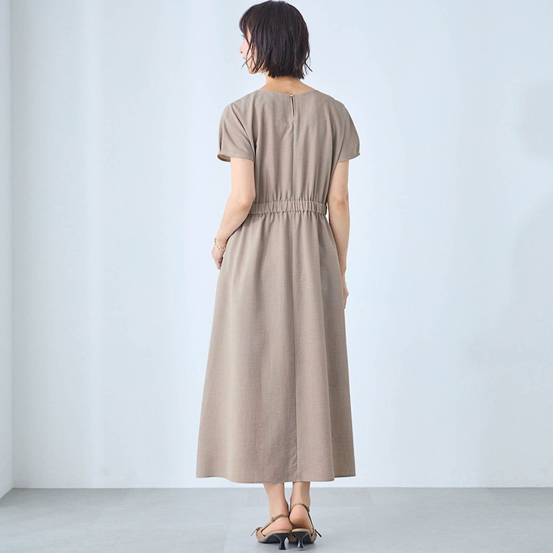 モデル身長167cm／M ※写真は撮影用のため着丈+6cmになります。