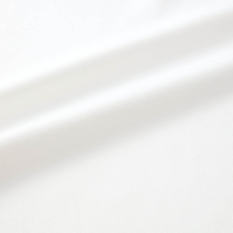 しっかりとしたきれいめ素材