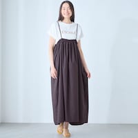 モデル身長171cm／M ※写真は撮影用のため総丈+6cmになります。