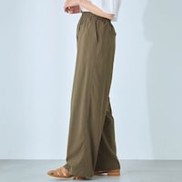 モデル身長168cm／M　※写真は撮影用のため股下+6cmになります。