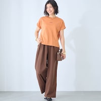 モデル身長168cm／M　※写真は撮影用のため股下+6cmになります。