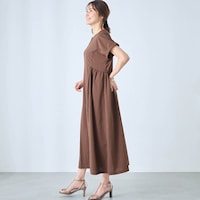 モデル身長168cm／M　※写真は撮影用のため着丈+6cmになります。