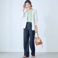 モデル身長168cm／M ※写真は撮影用のため股下+6cmになります。