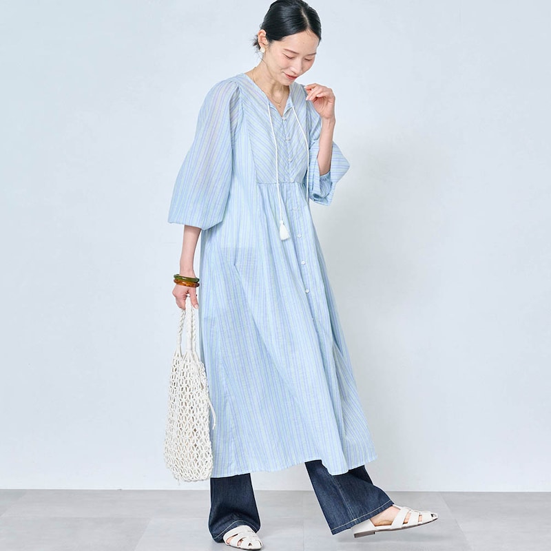 モデル身長168cm／M ※写真は撮影用のため股下+6cmになります。