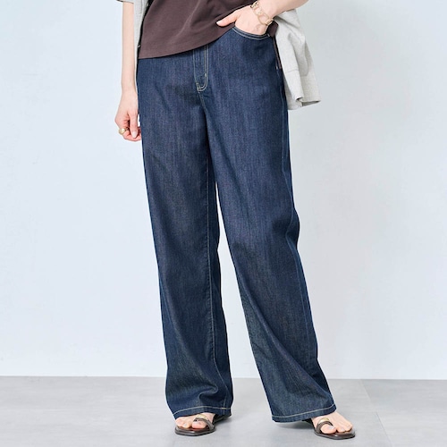 真夏でも暑苦しくないデニムパンツ