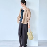 モデル身長168cm／M・股下66cm ※写真は撮影用のため股下+6cmになります。