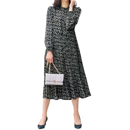 小花柄プリントワンピース