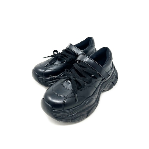 バレエスニーカー