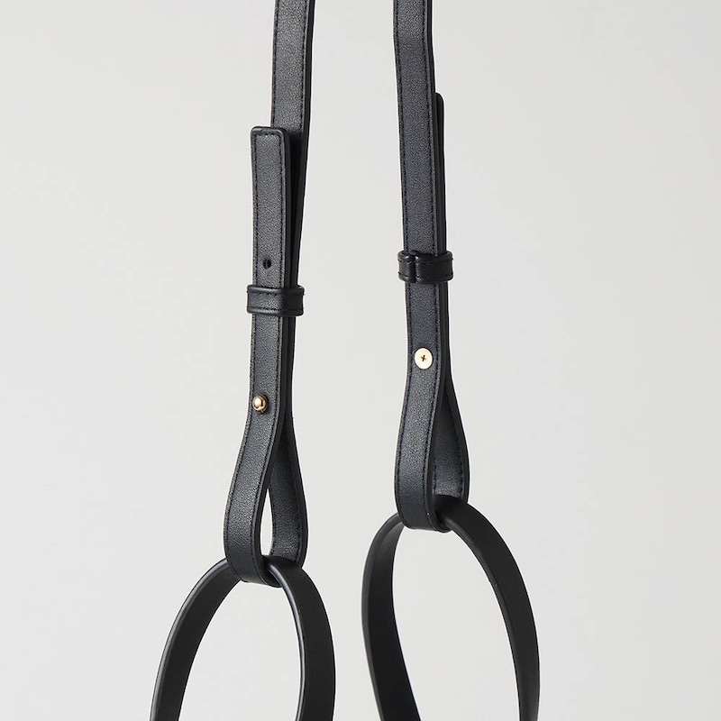 ショルダーベルトはギボシでの脱着式