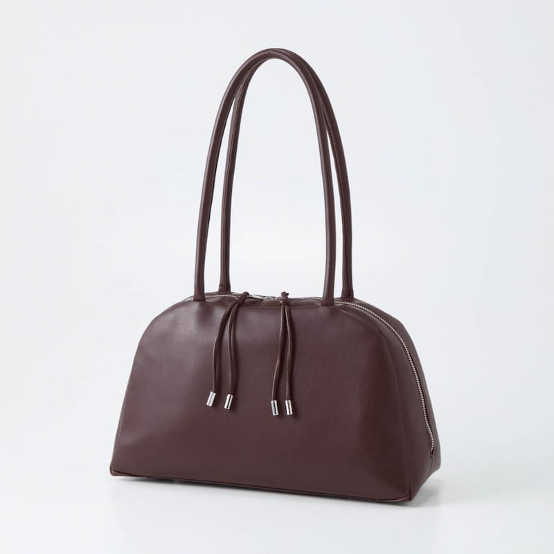 ダークブラウン