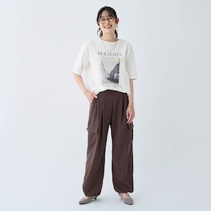 ブラウン／モデル身長160cm・Mサイズ着用