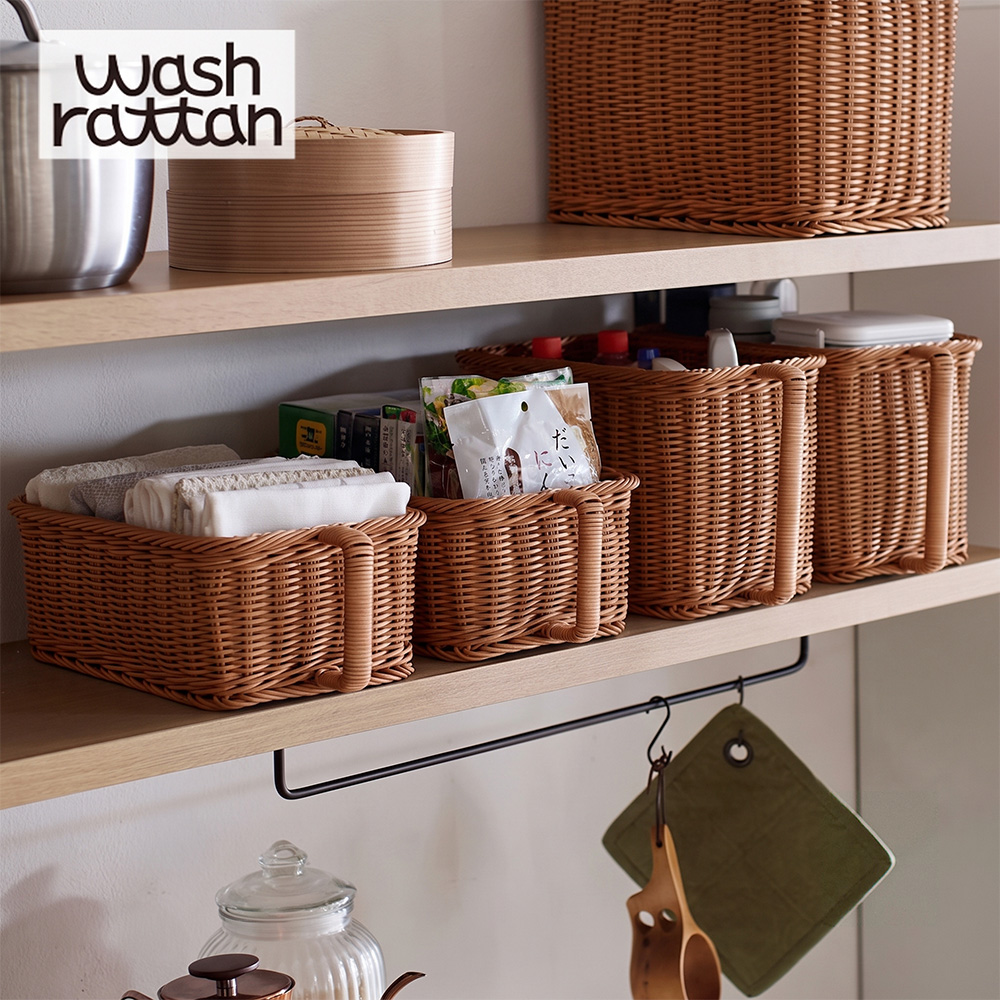 洗えるラタン調取っ手付き吊戸棚ストッカー「wash rattan」