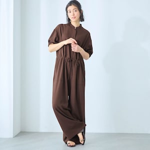 モデル身長168cm／M ※写真は撮影用のため総丈+8cmになります。