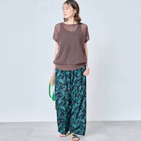 モデル身長168cm／M ※写真は撮影用のため股下+6cmになります。